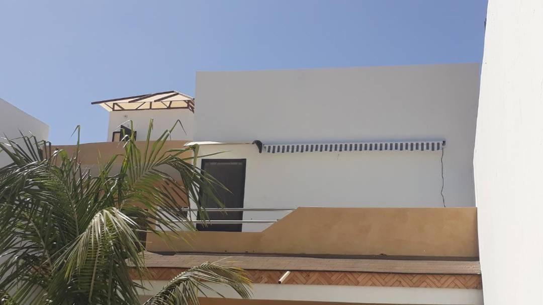 Villa Kage: Luxurious 6-Bedroom Retreat with Games & Entertainment Saly Exterior photo