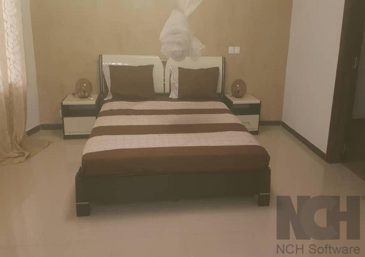 Villa Kage: Luxurious 6-Bedroom Retreat with Games & Entertainment Saly Exterior photo